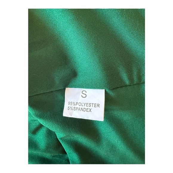 Green Sparkly Sequin Camisole Sleeveless Adjustable Spaghetti Straps Size Small - Picture 7 of 9